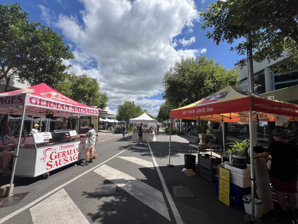 Ruff Ruff Reviews - Caloundra Street Fair Markets - Market Stalls