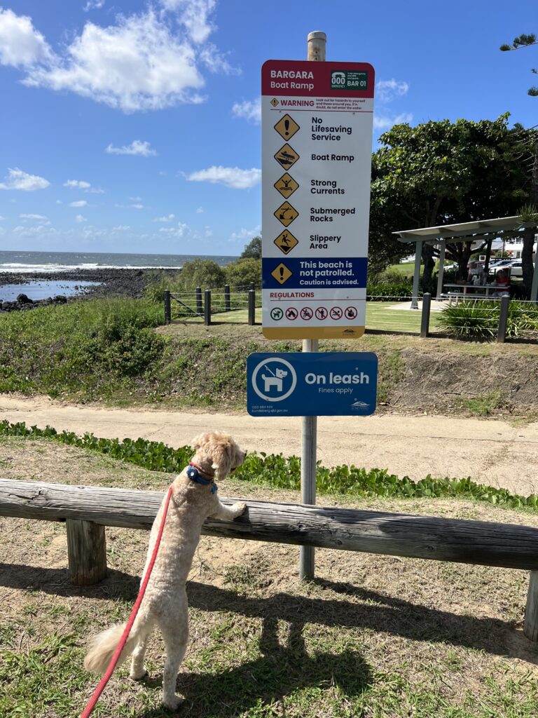 Ruff Ruff Reviews - Bill Fritz Park, Bargara Esplanade and Beach, Baragara - Dog-friendly Park Sign