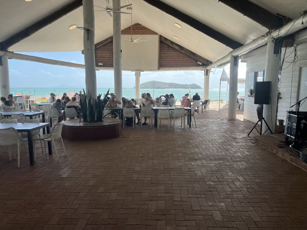 Ruff Ruff Reviews - Hideaway Bar and Bistrom, Great Keppel Island - Seating Area