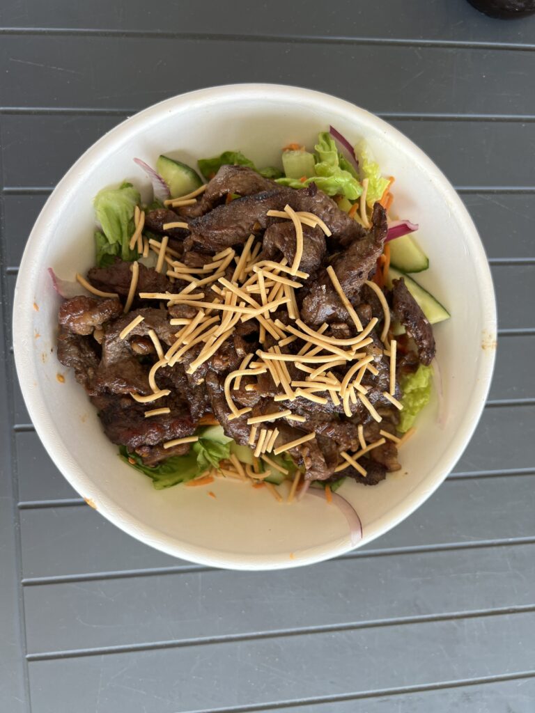 Ruff Ruff Reviews - Hideaway Bar and Bistrom, Great Keppel Island - Thai Beef Salad
