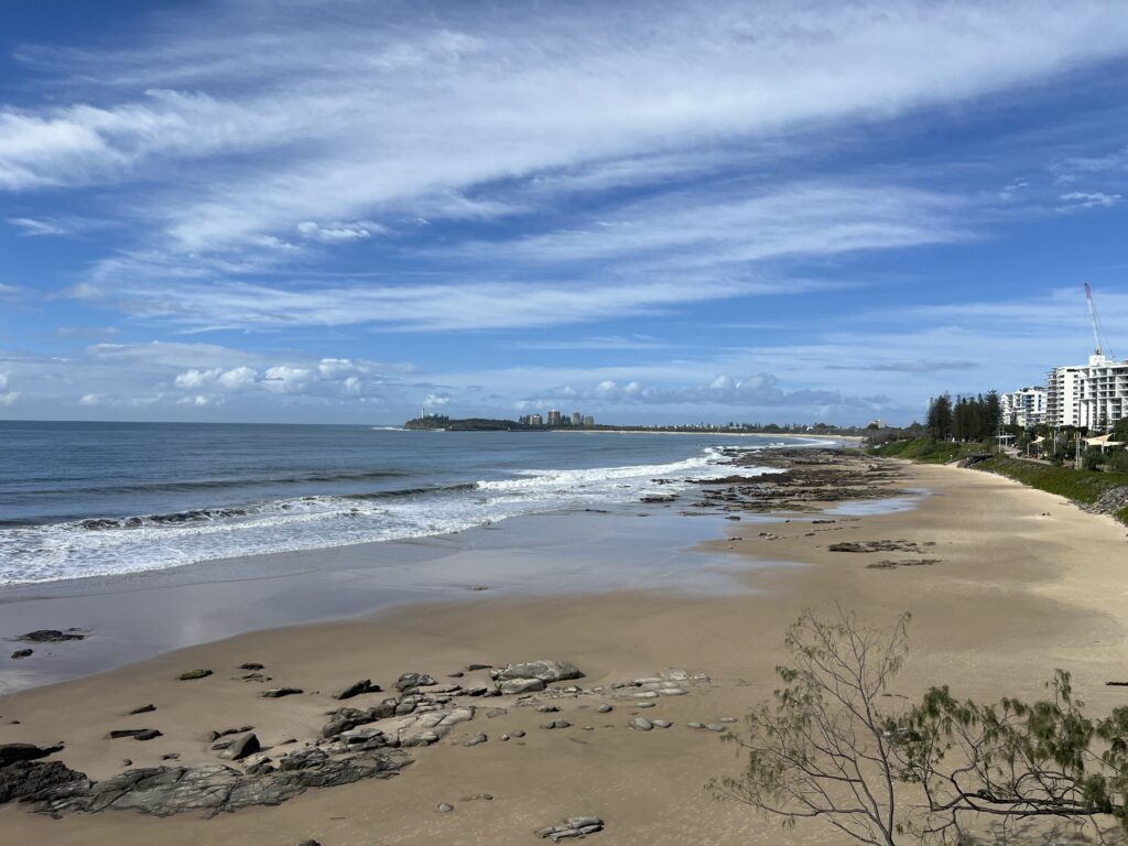 Ruff Ruff Reviews - Alex Bluff Foreshore Park (Churinga Park) - Mooloolaba Beach views