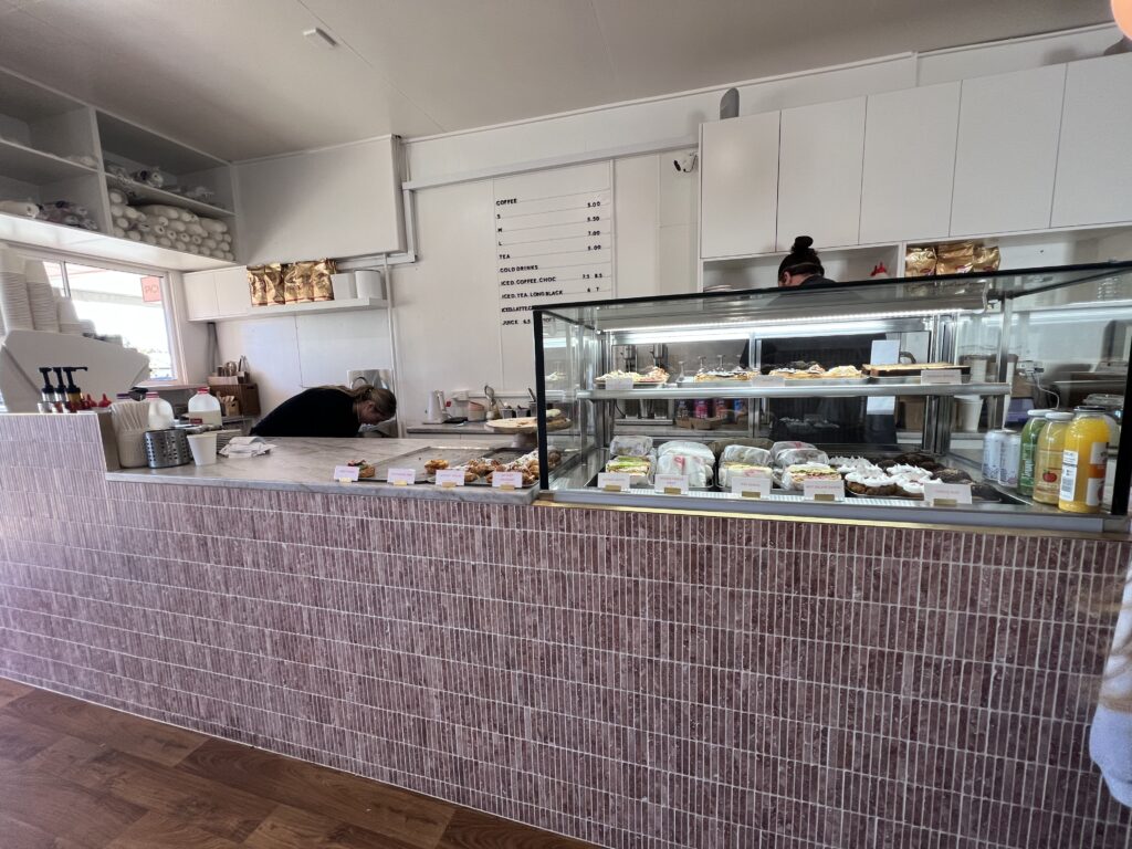 Ruff Ruff Reviews - Little H Cafe, Gympie - Cafe cabinet