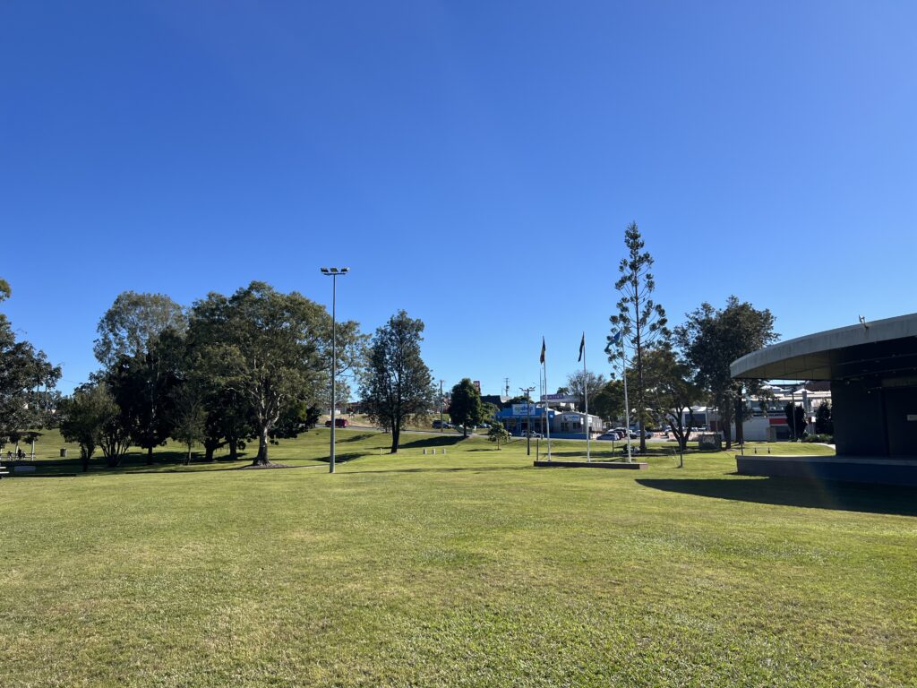 Ruff Ruff Reviews - Nelson Reserve and Memorial Park, Gympie - Park views