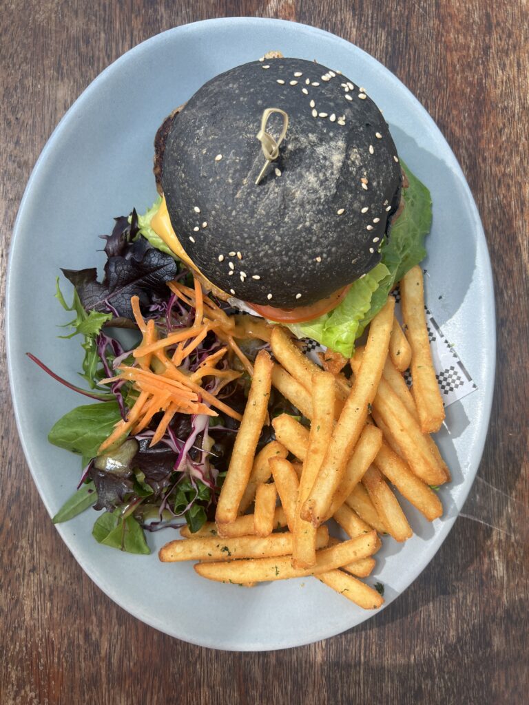 Ruff Ruff Reviews - Again & Again, Bomaderry - Burger