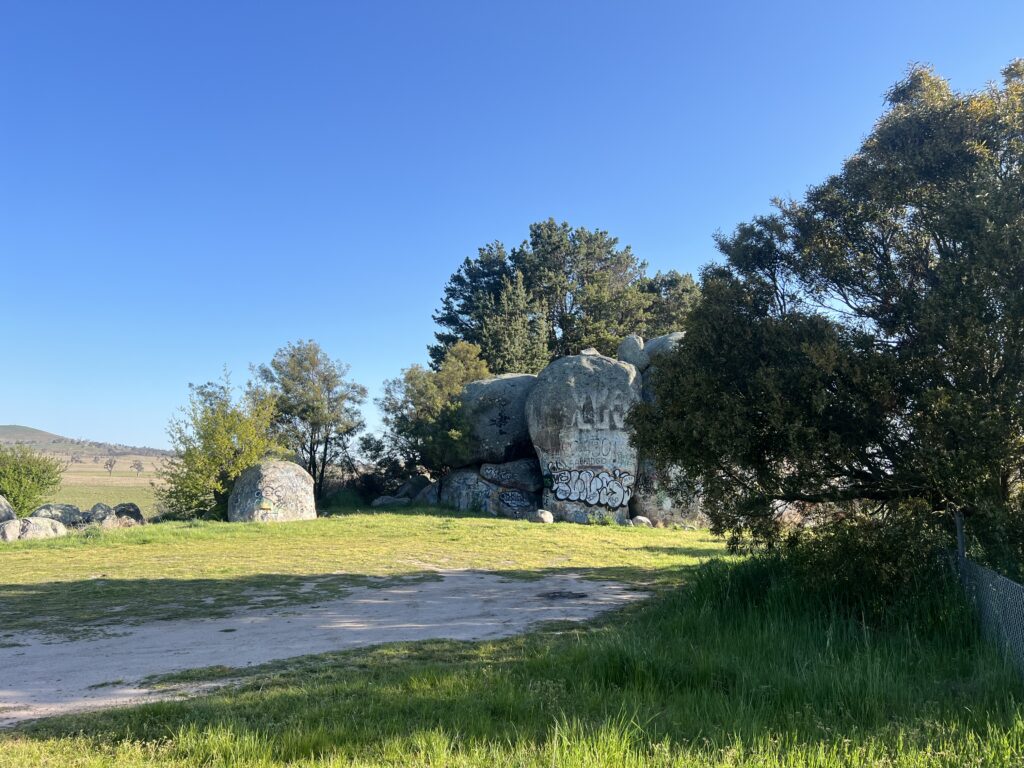 Ruff Ruff Reviews, Captain Thunderbolt's Rock, Coonabarabran - Views